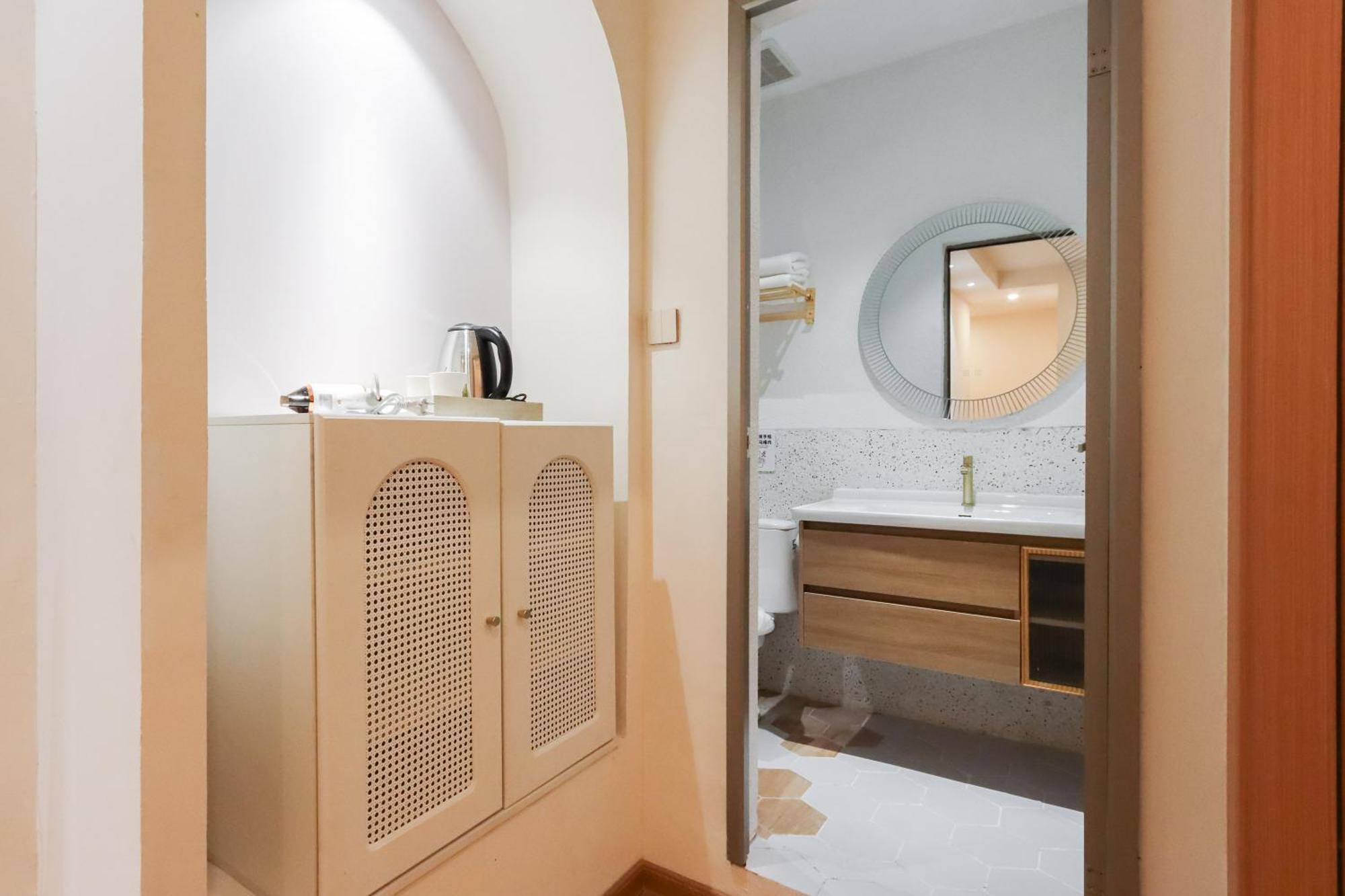 Casabella Homestay Наґойя Екстер'єр фото